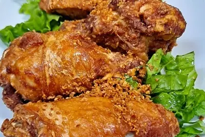 Fried Chicken Wings with Butter Garlic Sauce